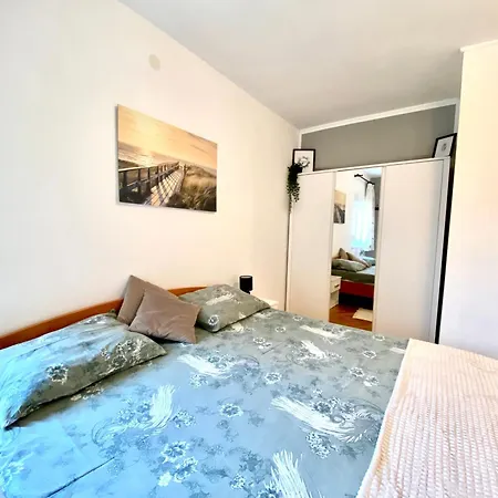 Nina Apartman Póla